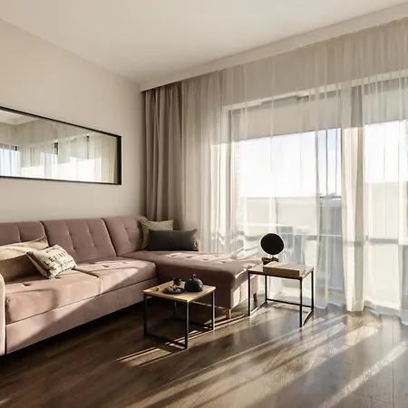 Scala By Moderna Profit- Lakowa 60c- Parking * Gdansk